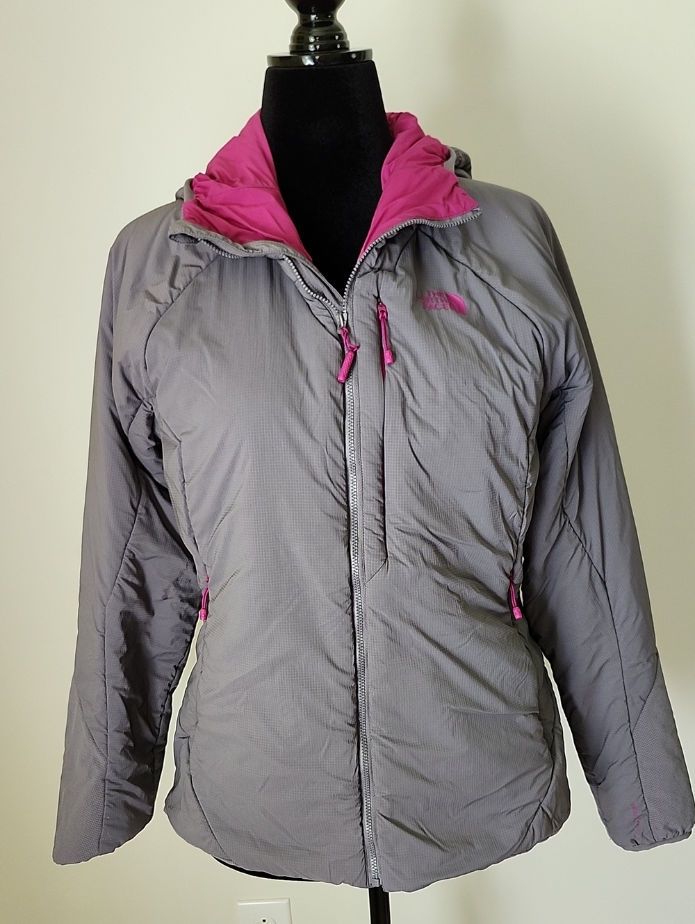 The North Face Gray Magenta Puffer Jacket Hood